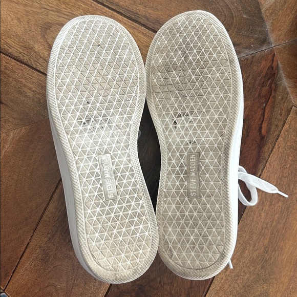 Steve Madden Sneakers